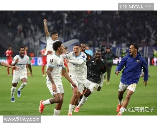 欧联杯激战本菲卡与利物浦战成平局全场精彩瞬间回顾